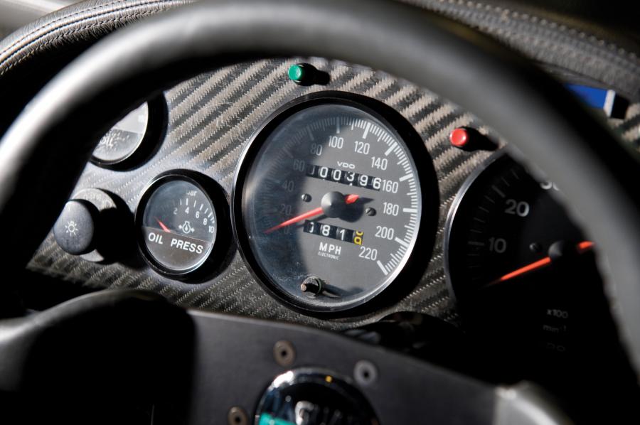  Jaguar XJR15 1993 года  (фото 20 из 23)